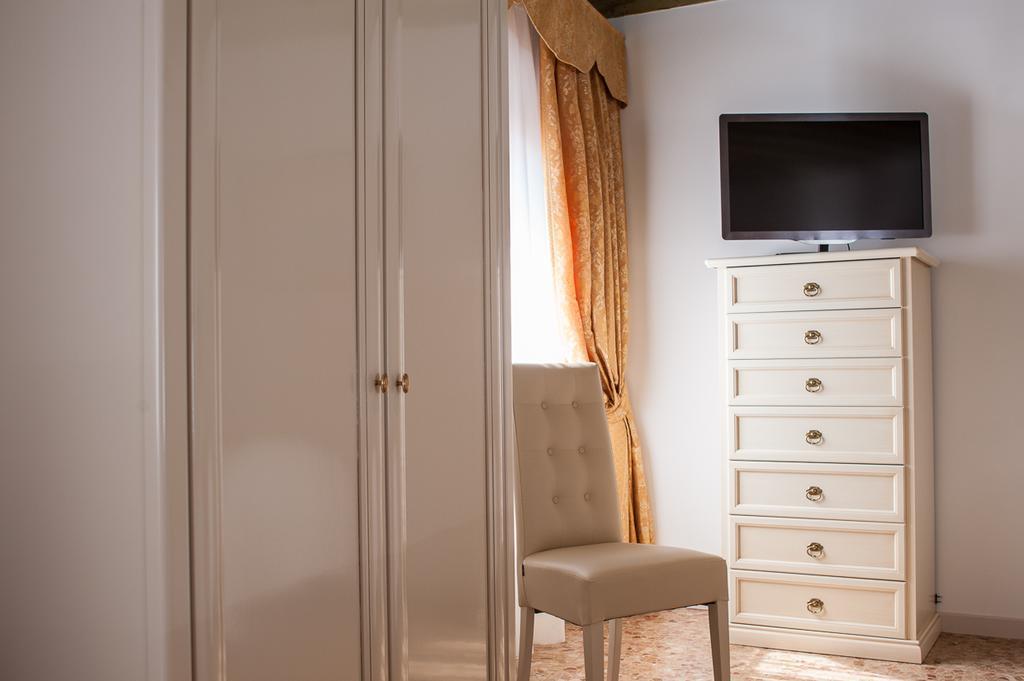 Bed and breakfast Ca' Cappellis 2*