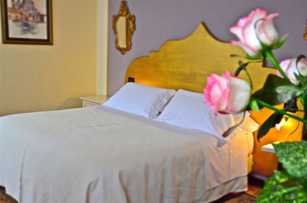 Bed and breakfast Ca' Cappellis 2*