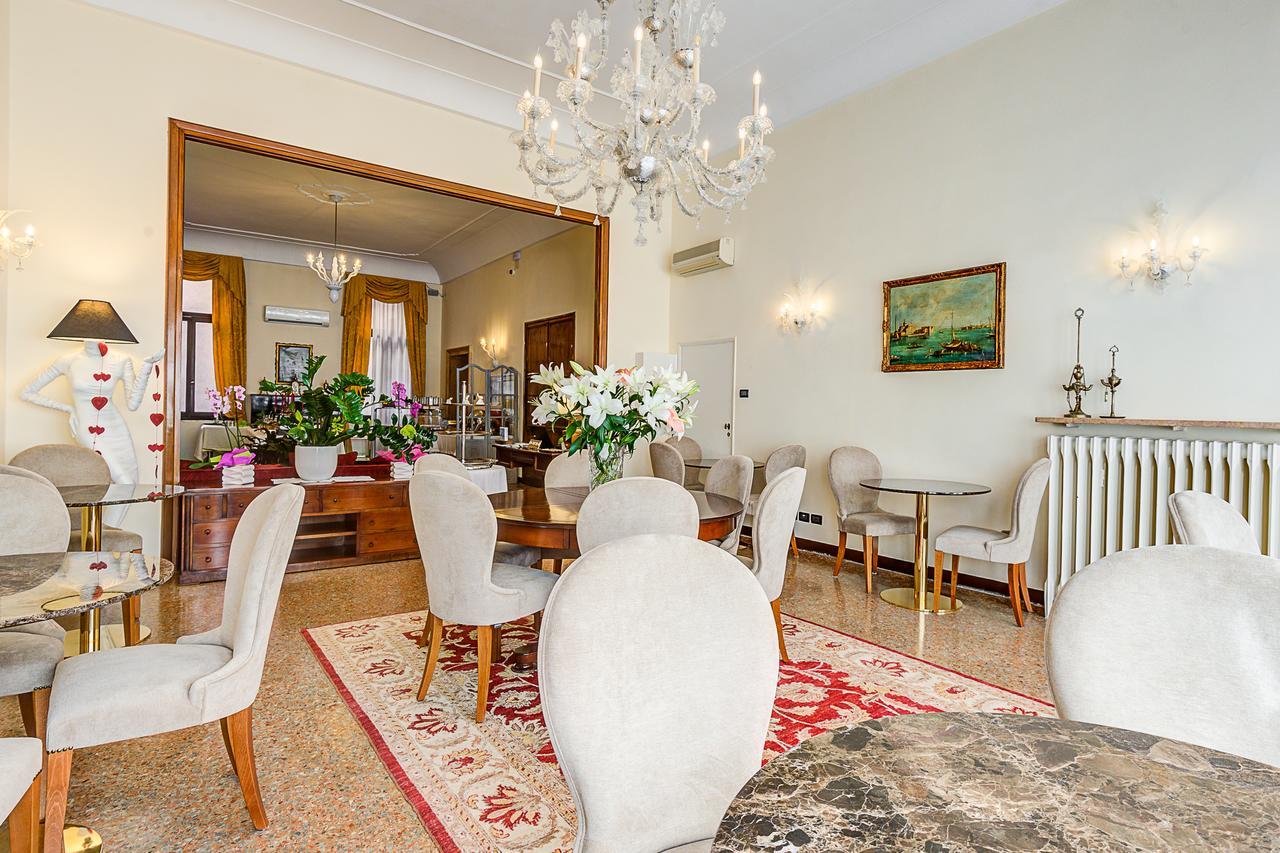 Bed and breakfast Ca' Cappellis 2*
